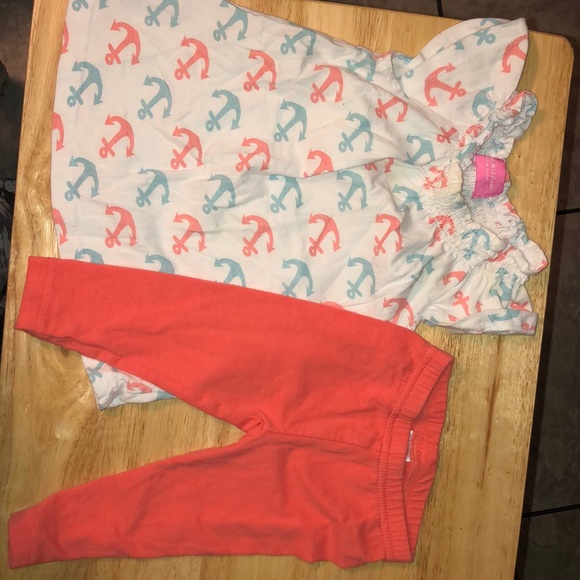 5 sets of girl clothes